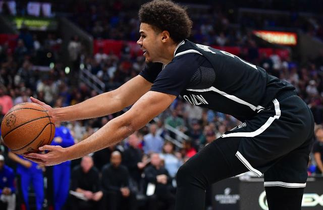 猛龙三巨头联手，西蒙斯得分突破，官方宣布新规冲击季后赛！的简单介绍